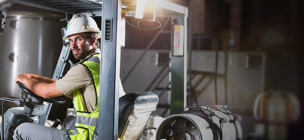 Cursos de Operación  Segura – Montacargas y Plataformas